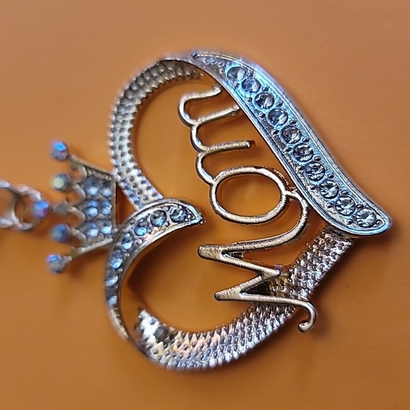 Mom Rhinestone Heart Charm Keychain - Picture 5 of 8